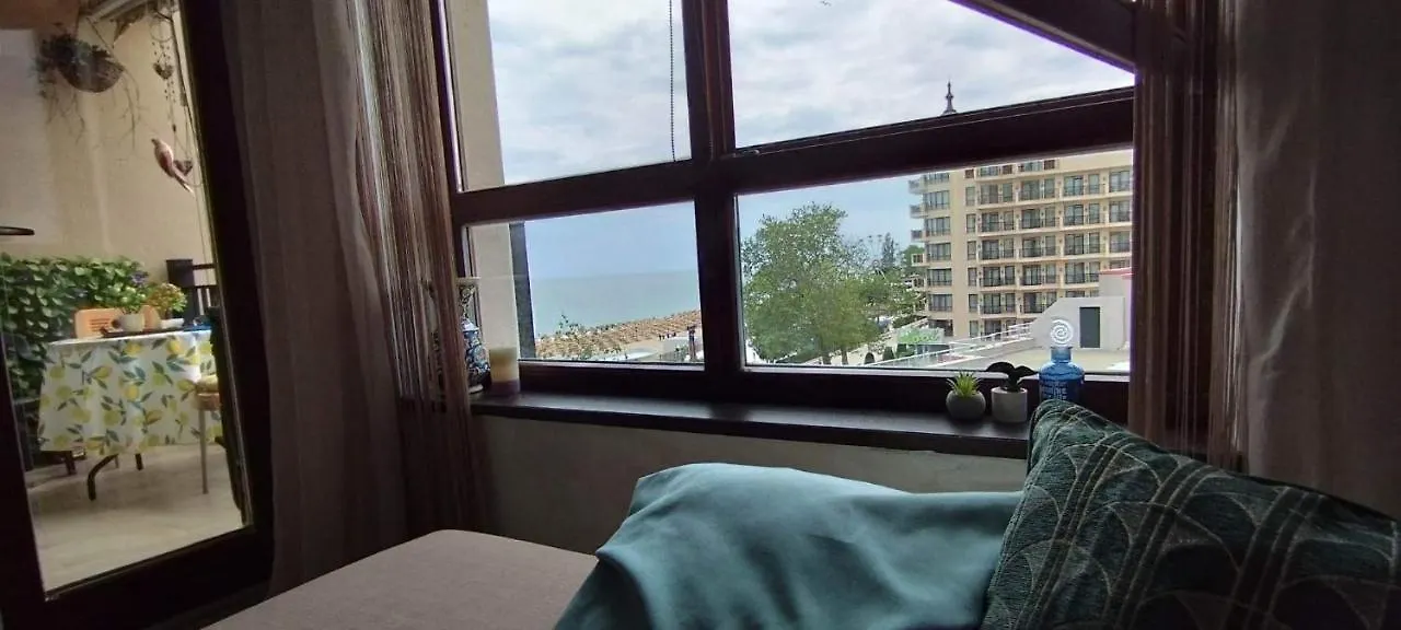 Sunny Apartment Lavanda Golden Sands 1St Line Bulgaria